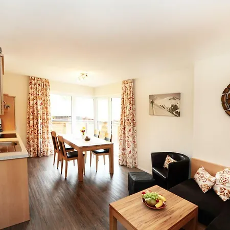 Schoenfeld Apartment *