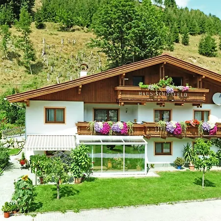 Schoenfeld * Saalbach-Hinterglemm