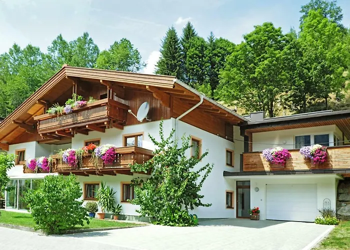 Schönfeld * Saalbach-Hinterglemm